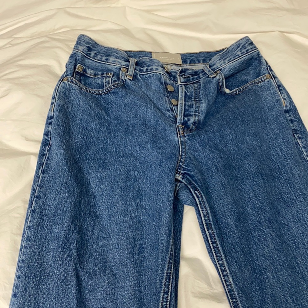 Everlane 90s Cheeky Jeans in a 27 Crop